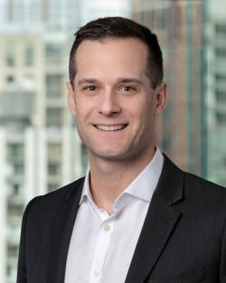 professional headshot of Daniel Platow